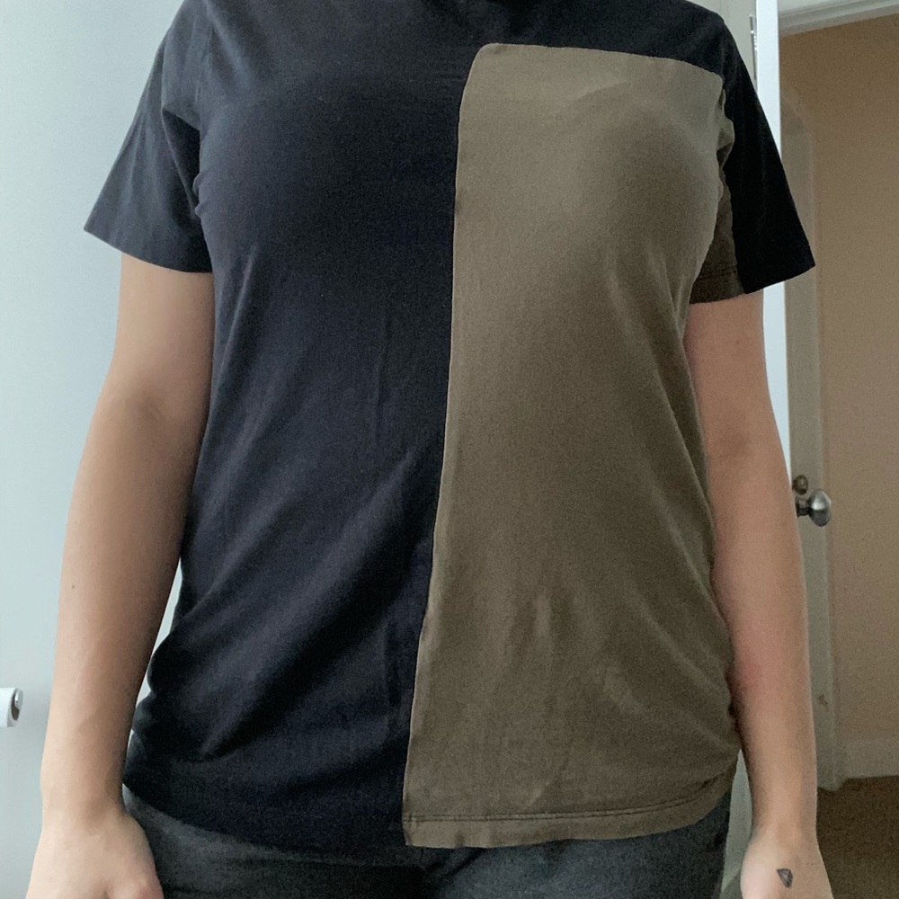 2/15$ T shirt 2 colors